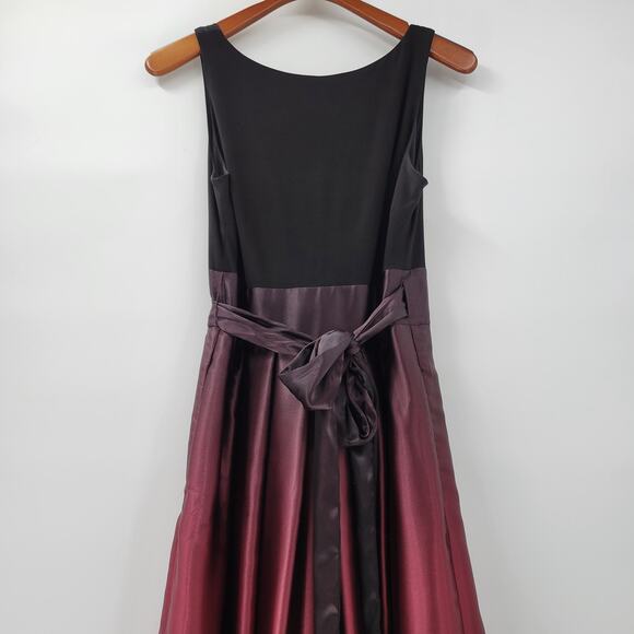 SLNY Ombre Satin Wrap Gown Size 10 Black Maroon Formal Maxi Dress Evening - Picture 6 of 16